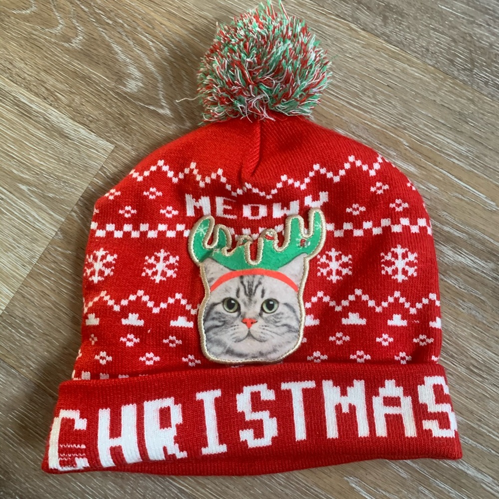 Christmas Cat Light up Beanie - Picture 3 of 5